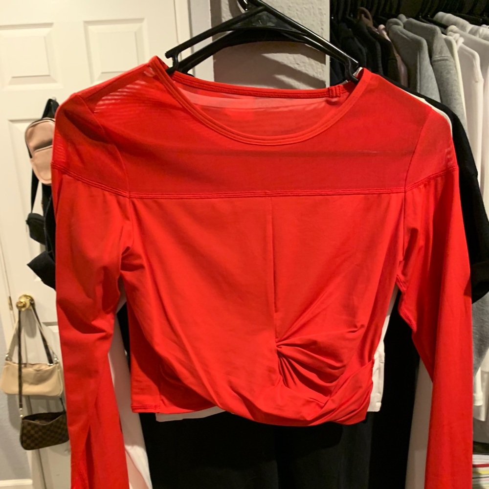 Buffbunny Salsa Crop